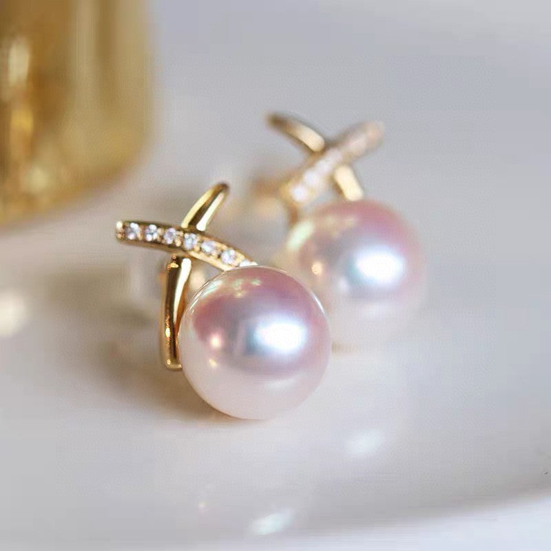 Zircon high luster natural freshwater pearl earrings
